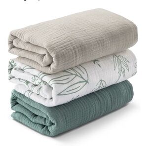 Set of 3 Muslin Swaddle Breathable Blankets